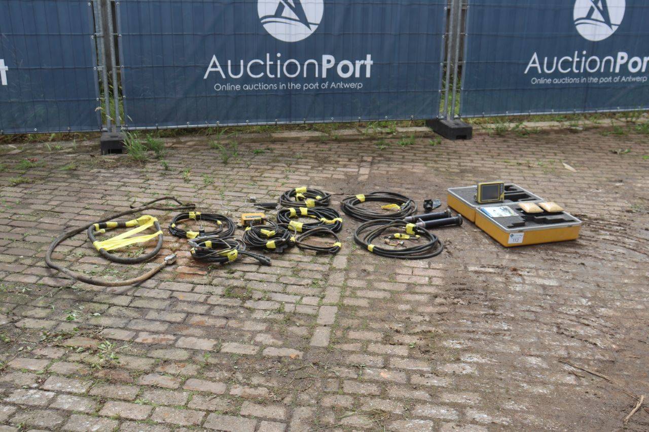 Topcon PG-S3 machine control system