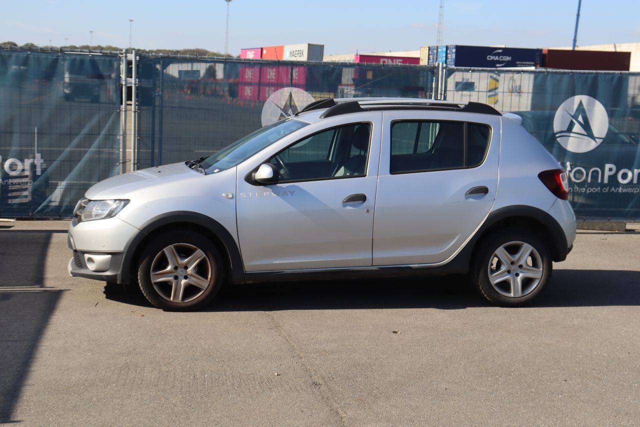 Passenger car Dacia Sandero Diesel 90hp 2015 (Margin)