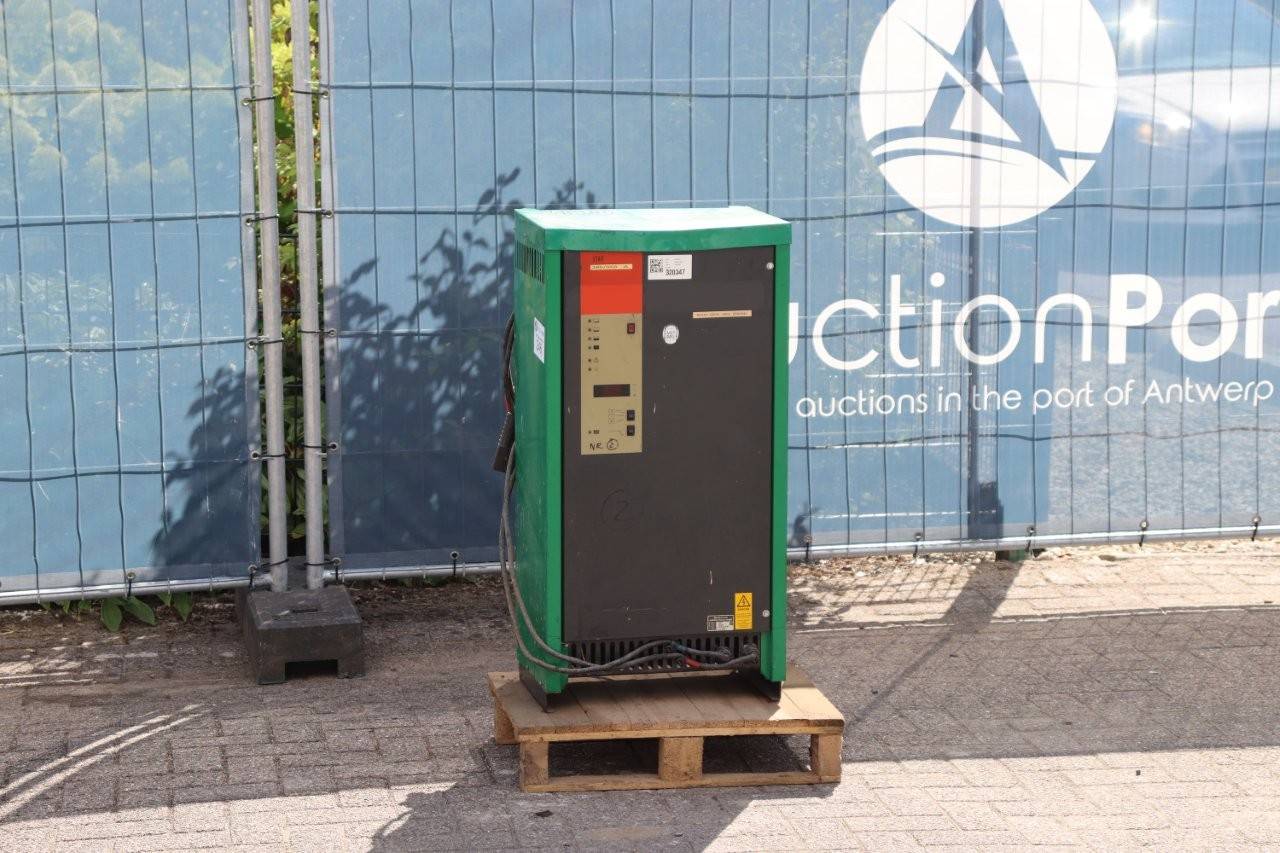 Battery charger Star 380/050-A 1998