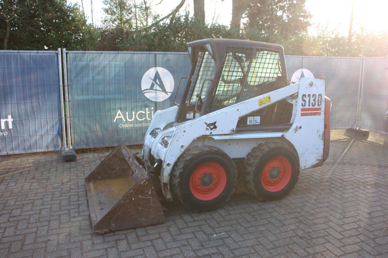 Skid steer loader Bobcat S130 Diesel 34.3kW 2004