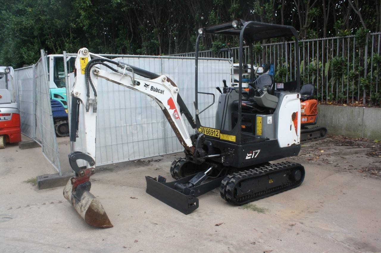 Mini excavator Bobcat E17 Diesel 10.2kW 2021