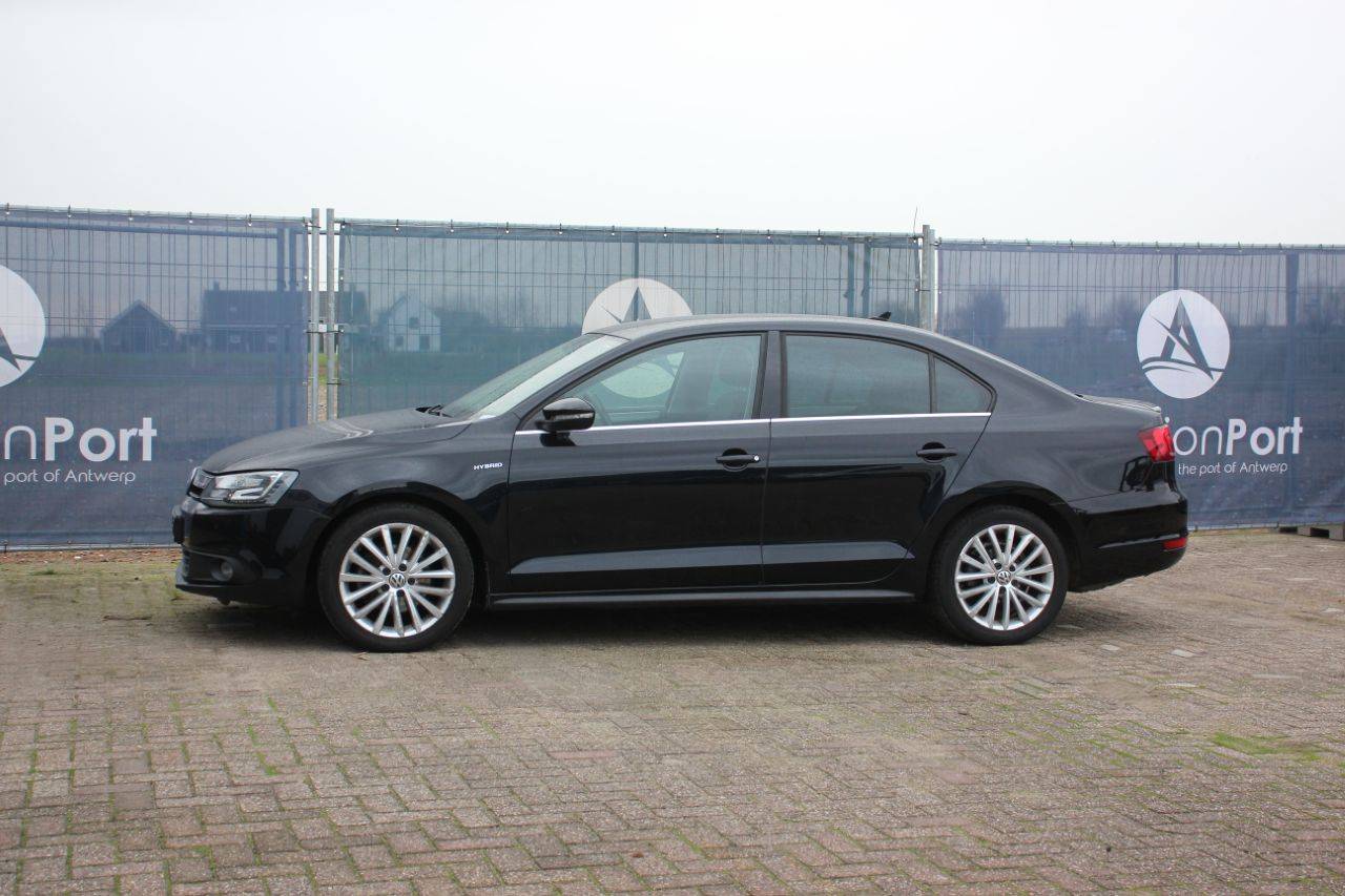 Passenger car Volkswagen Jetta Hybrid 2013 (Margin)