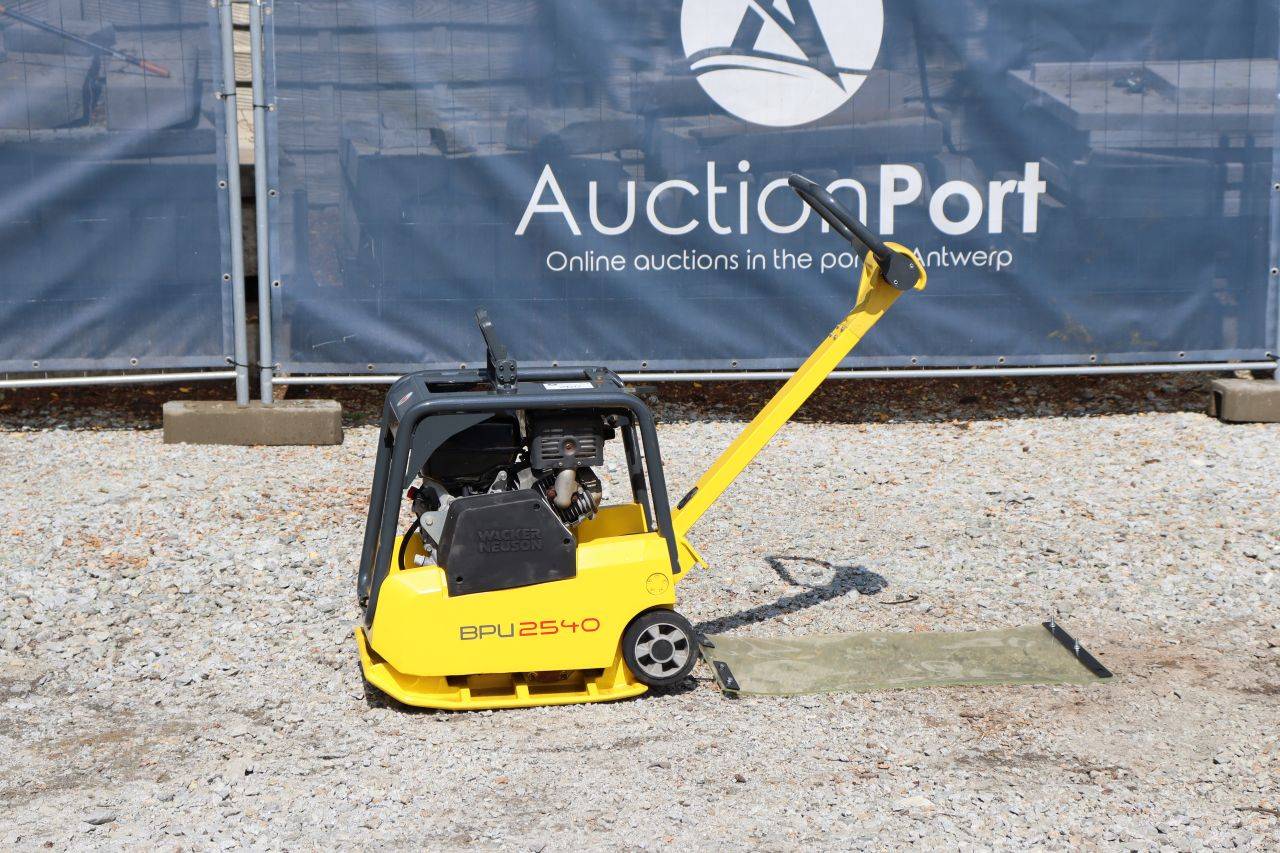 Trilplaat Wacker Neuson BPU2540 Benzine 2012