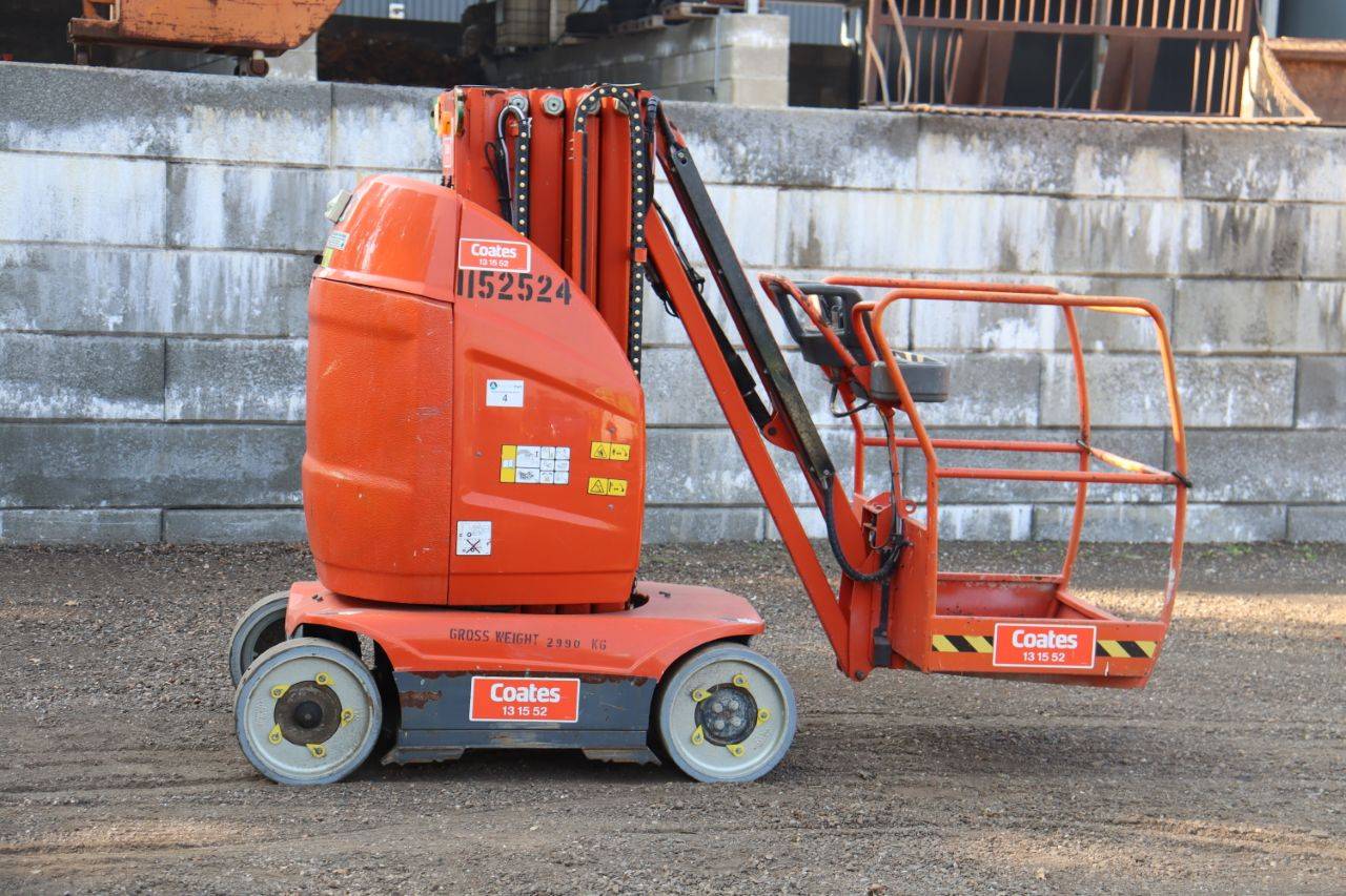 JLG TOUCAN 10E Electric Mast Lift 10m 2015