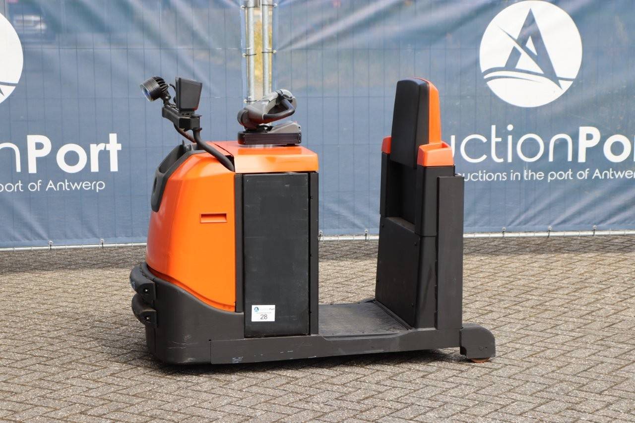 Electric tractor Toyota TOYOTA WOZEK PRZEMYSLOWY TSE300 Electric 2017