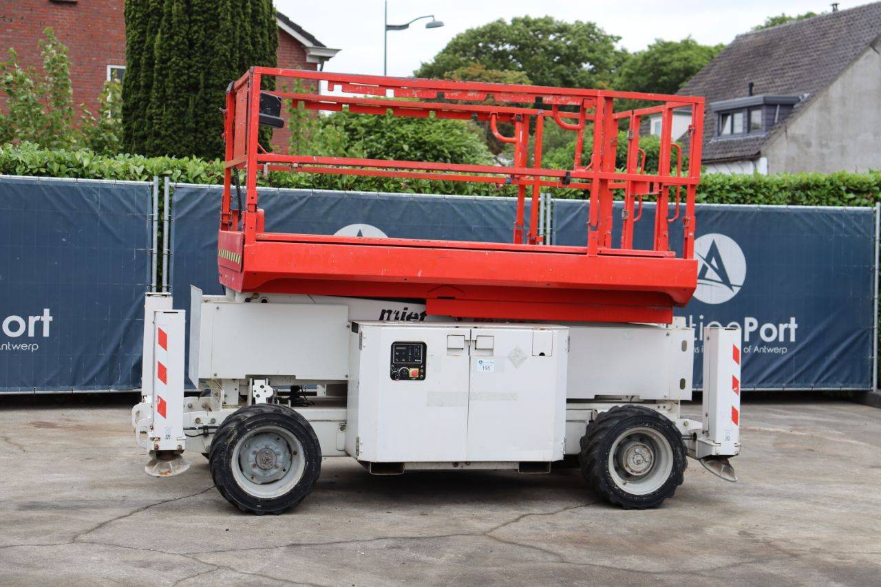 Scissor lift Genie GS-2669 Diesel 10m 2013