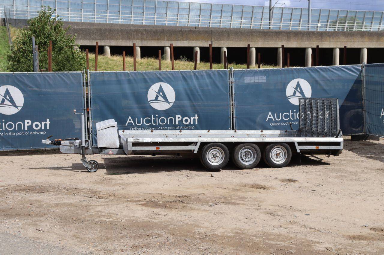 Machine transporter Hulco TERRAX-3 2014