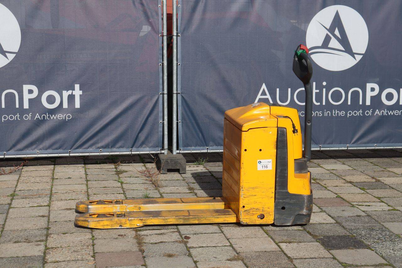 Palletwagen Jungheinrich EJE 220 Elektrisch 2000kg 2015