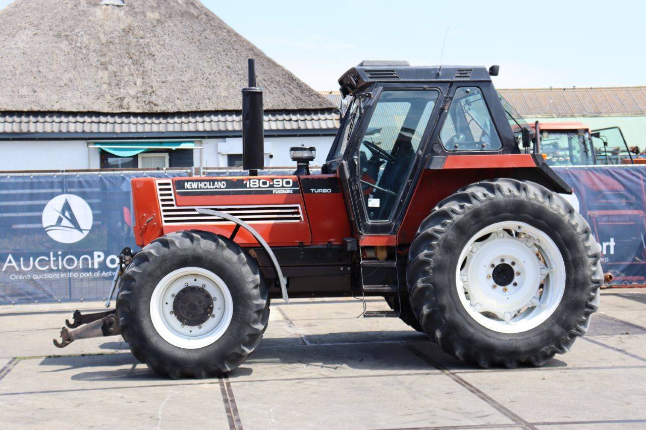 Tractor New Holland 180-90DT Turbo Diesel 183pk 1996 (Marge)