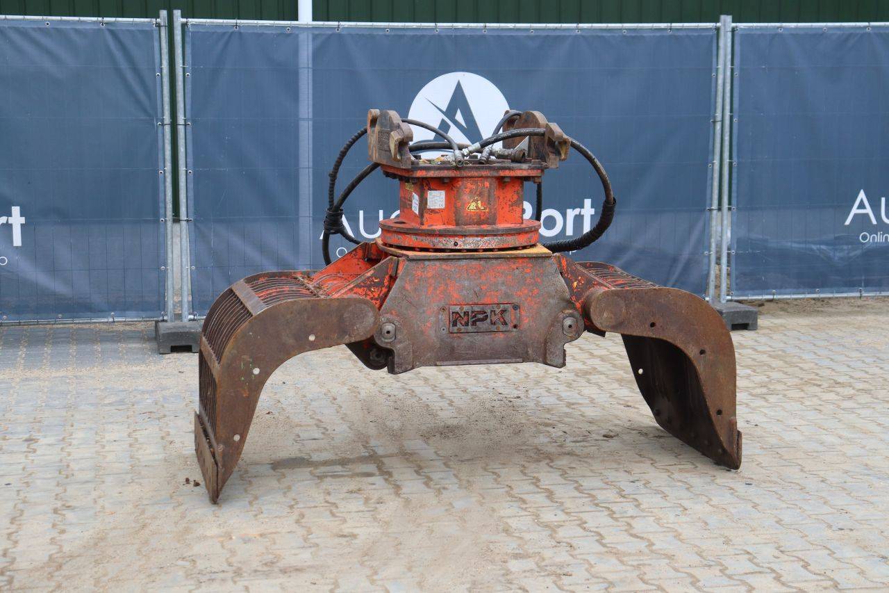 Grijper NPK D-2000 2009