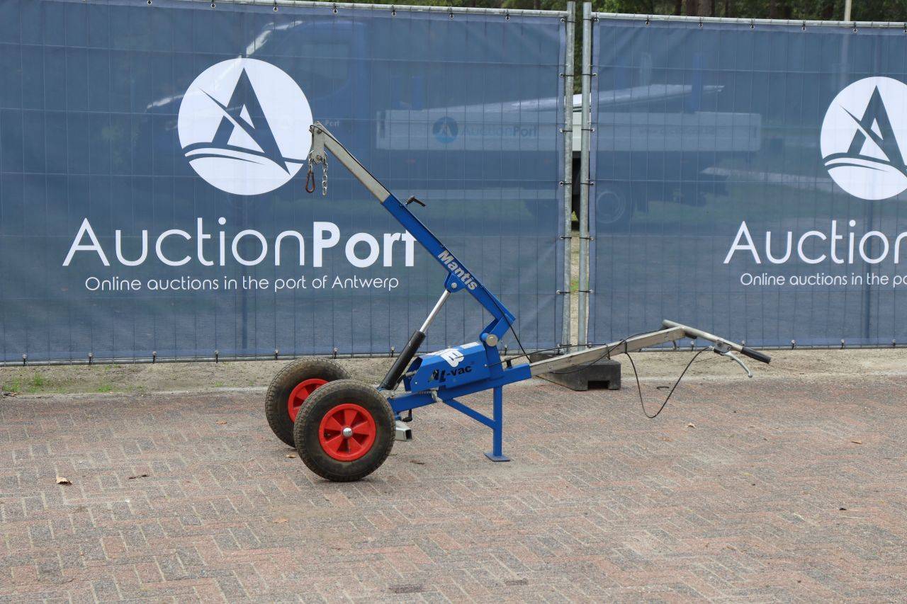 Gru AC Mantis 220 160 kg 1,75 m 2008
