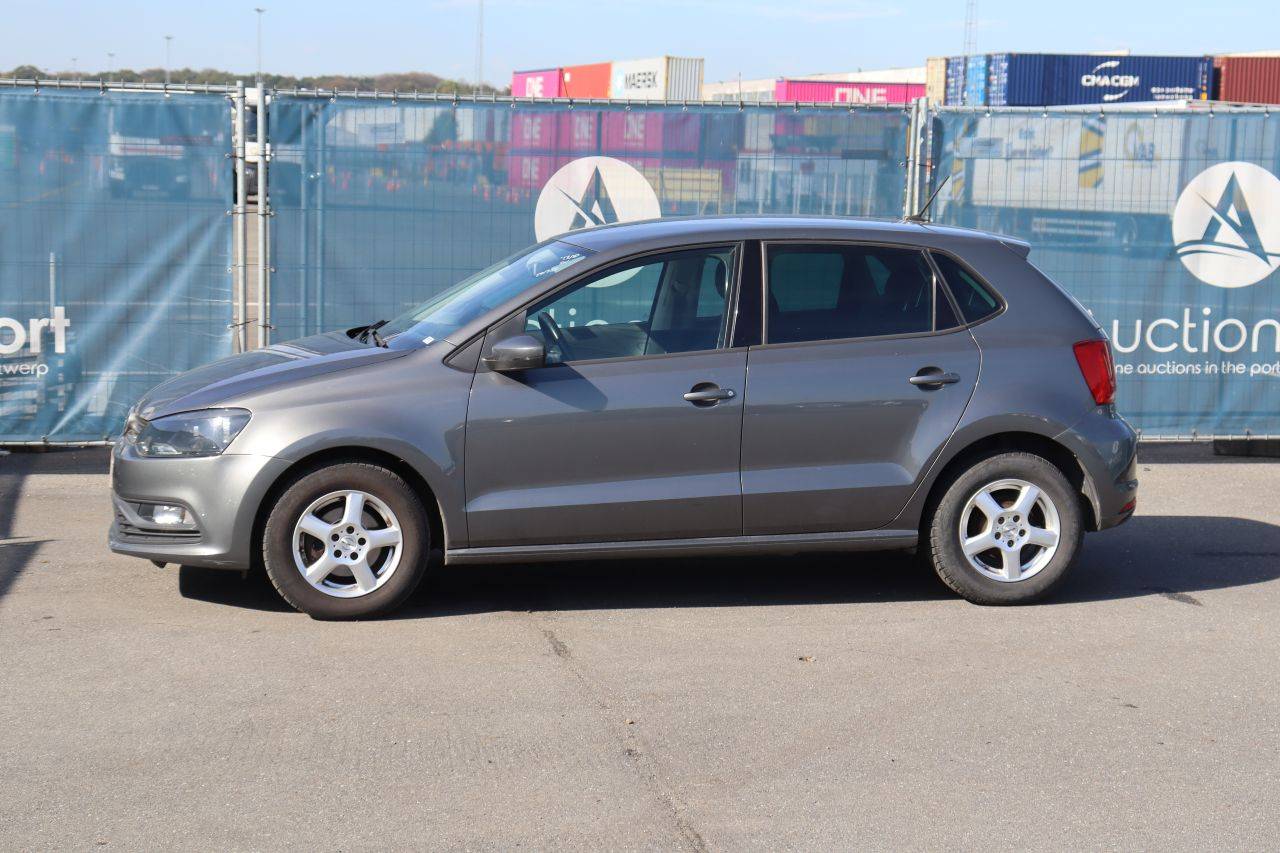 Passenger car Volkswagen Polo Petrol 60hp 2015 (Margin)