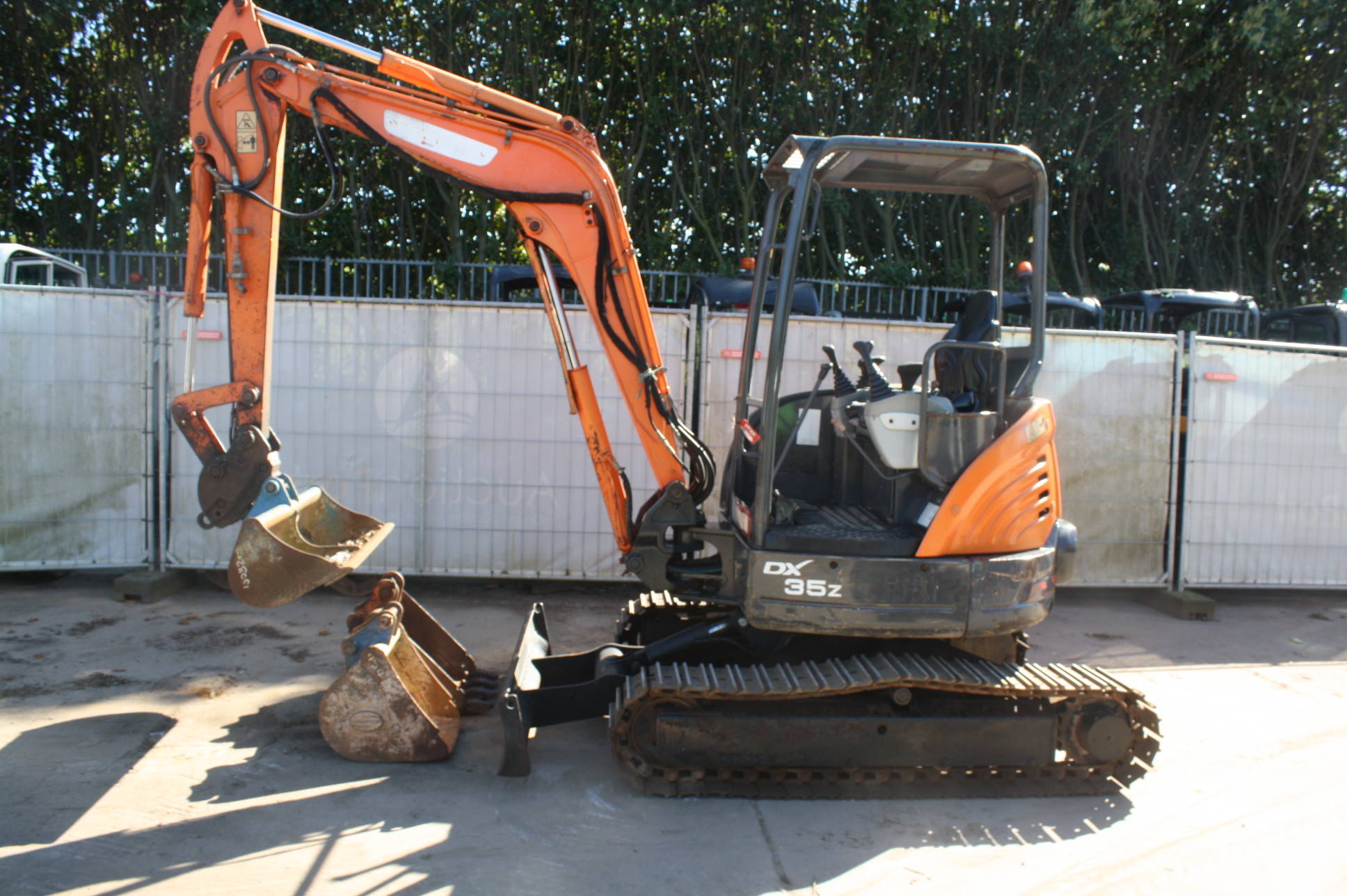 Doosan DX357 Diesel Crawler Excavator 20.3kW 2017
