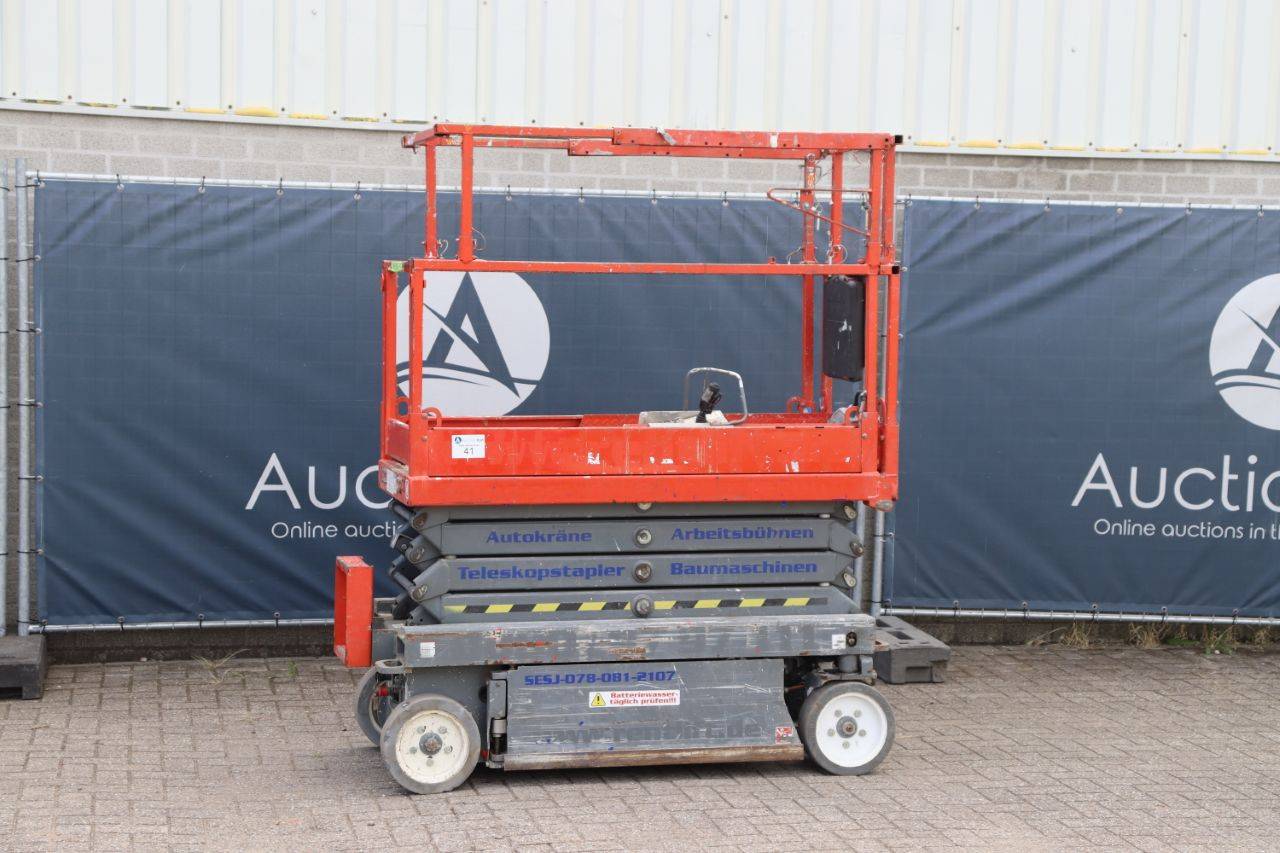Scissor Lift Skyjack SJ III-3219 Electric 7.79m 2014