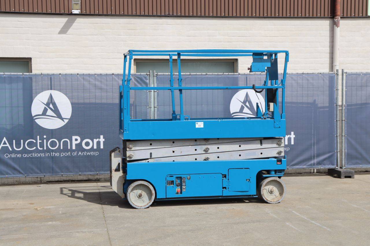 Scissor lift Genie GS-2032 Electric 8m 2008