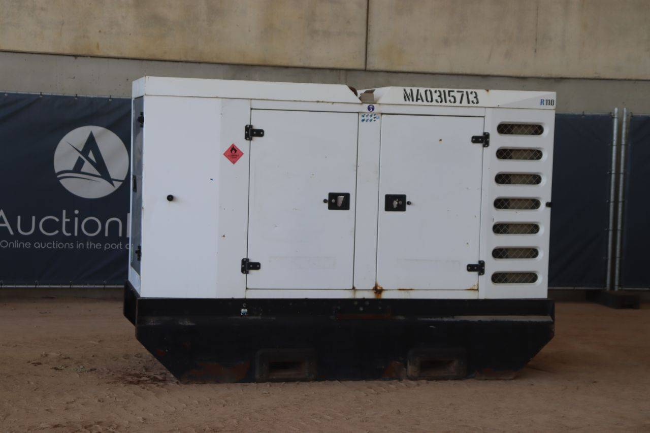 Generator SDMO R110 Diesel 110kVA 2013