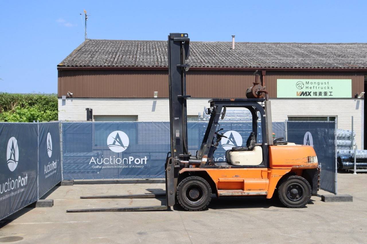 Heftruck Halla HDF70 Diesel 7000kg 6.0m 1998