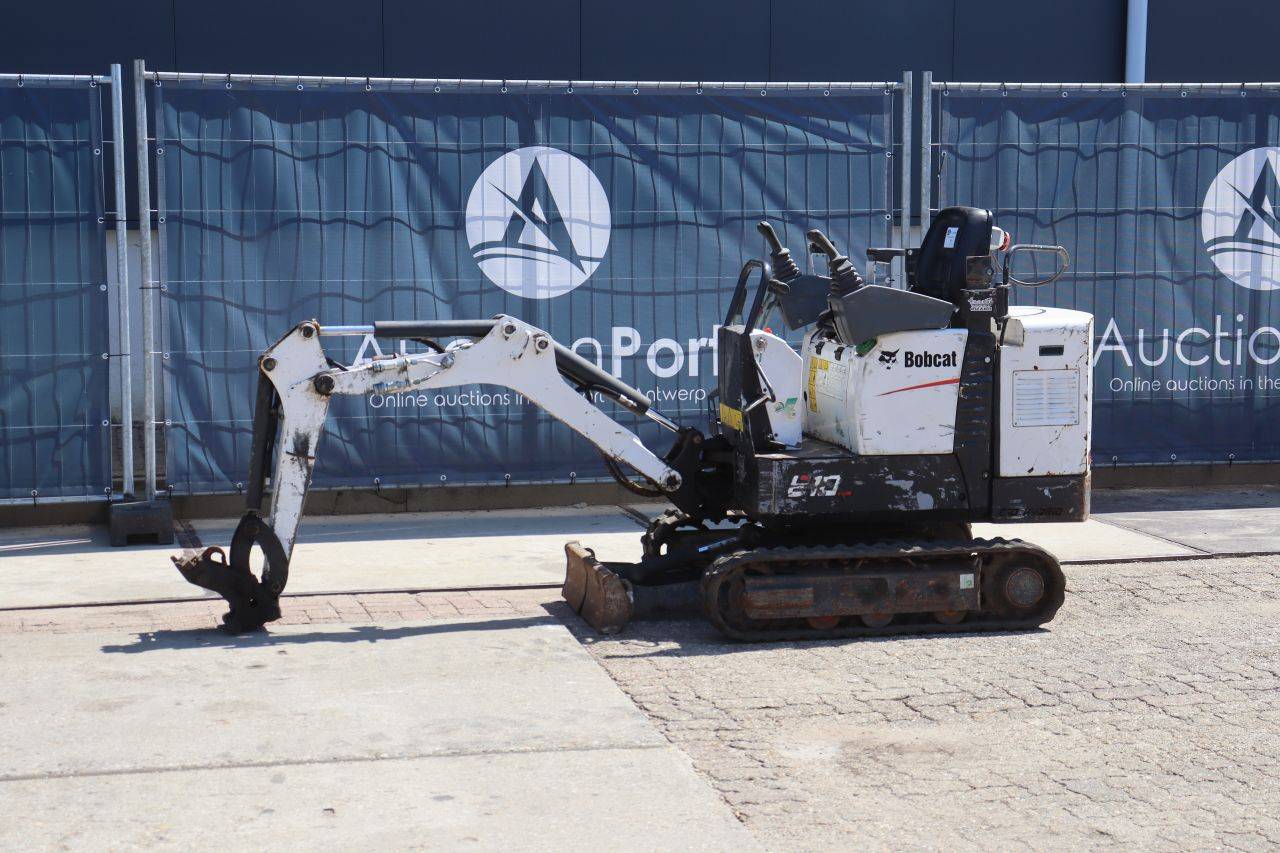 Mini excavator Bobcat E10 Electric + Diesel 7.5kW 2015