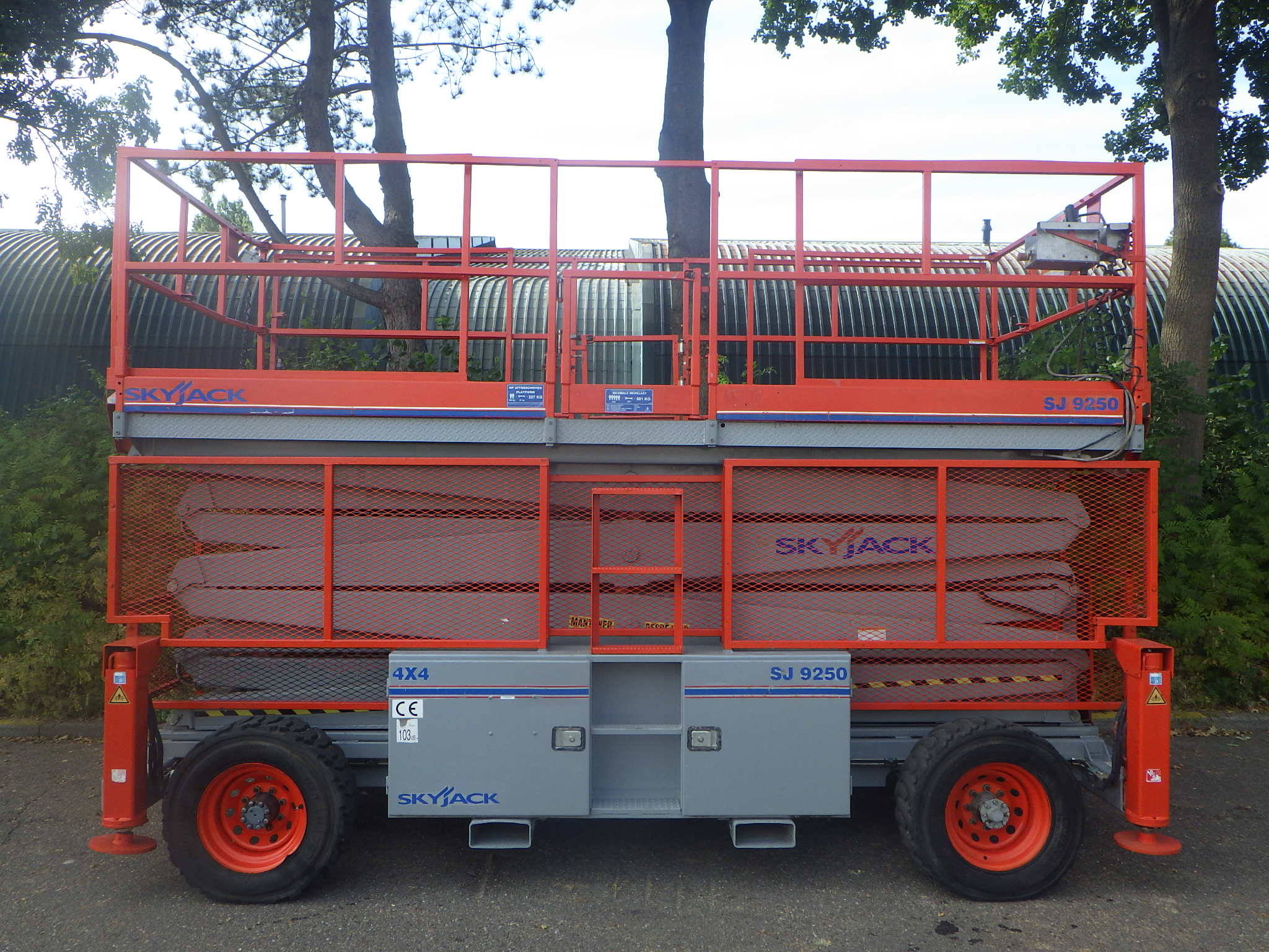 Scissor lift SkyJack SJ9250RT Diesel 17.24m 2007