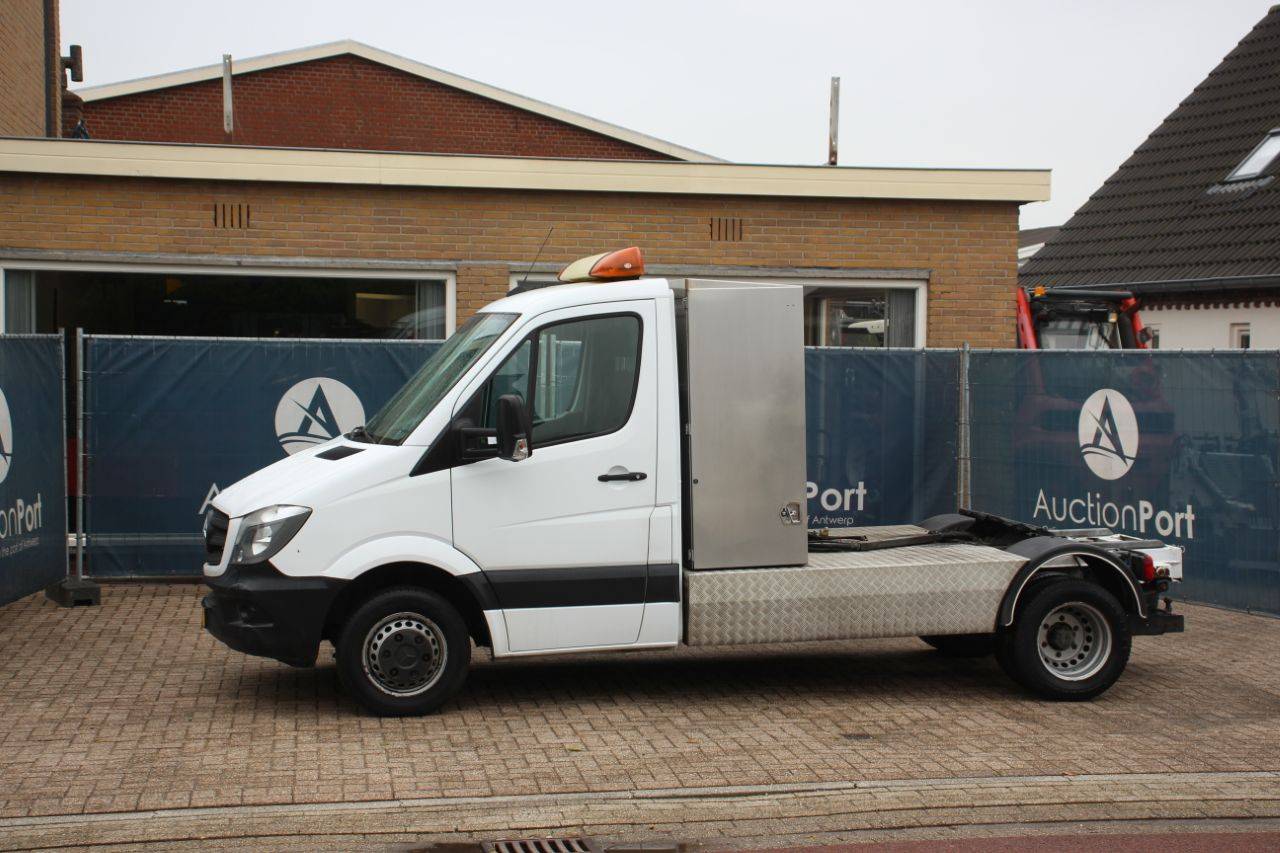 Chassis Cabin Mercedes-Benz Sprinter Diesel 2015