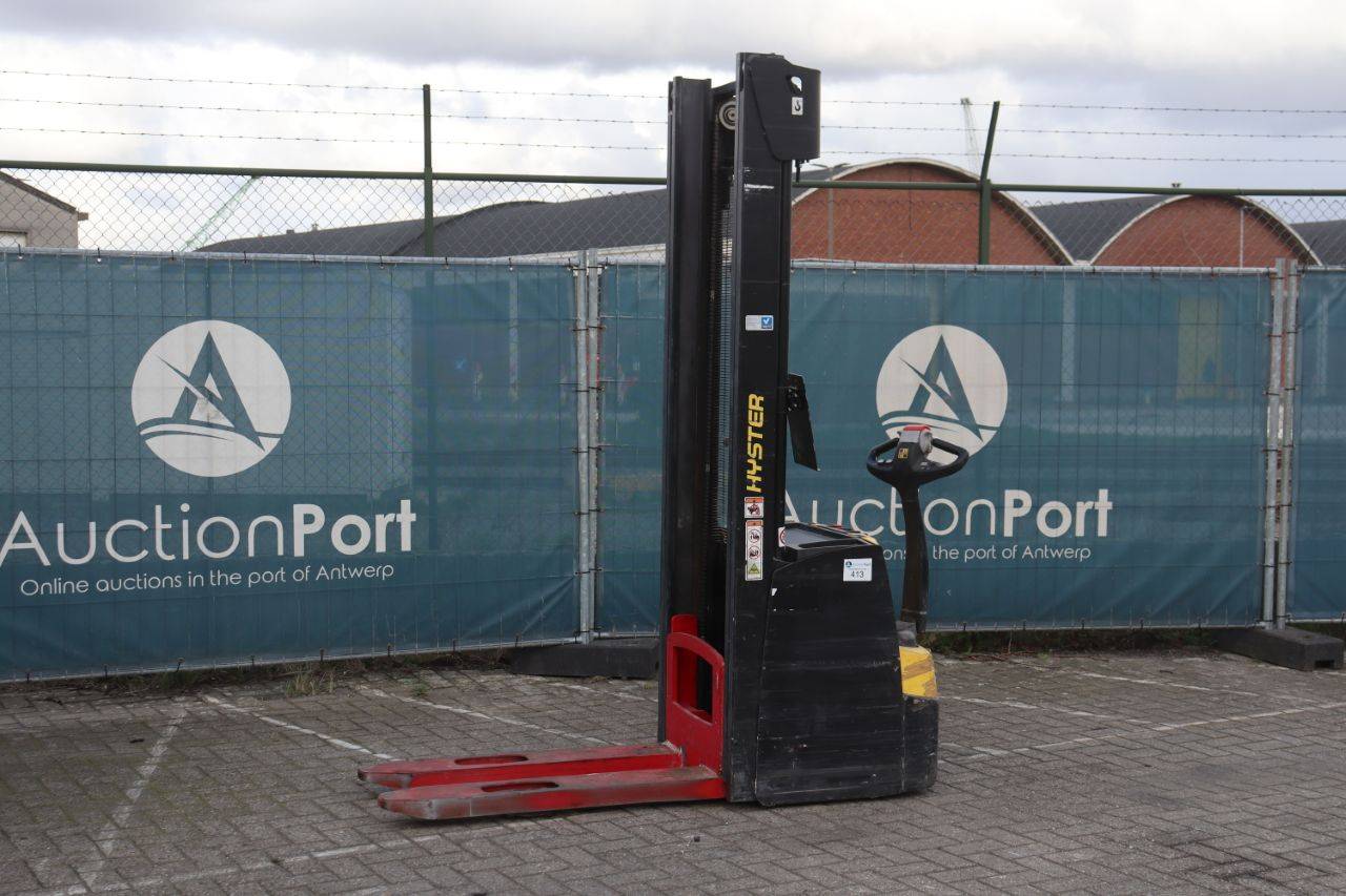 Hyster S2.0 Electric Stacker 2000kg 2018