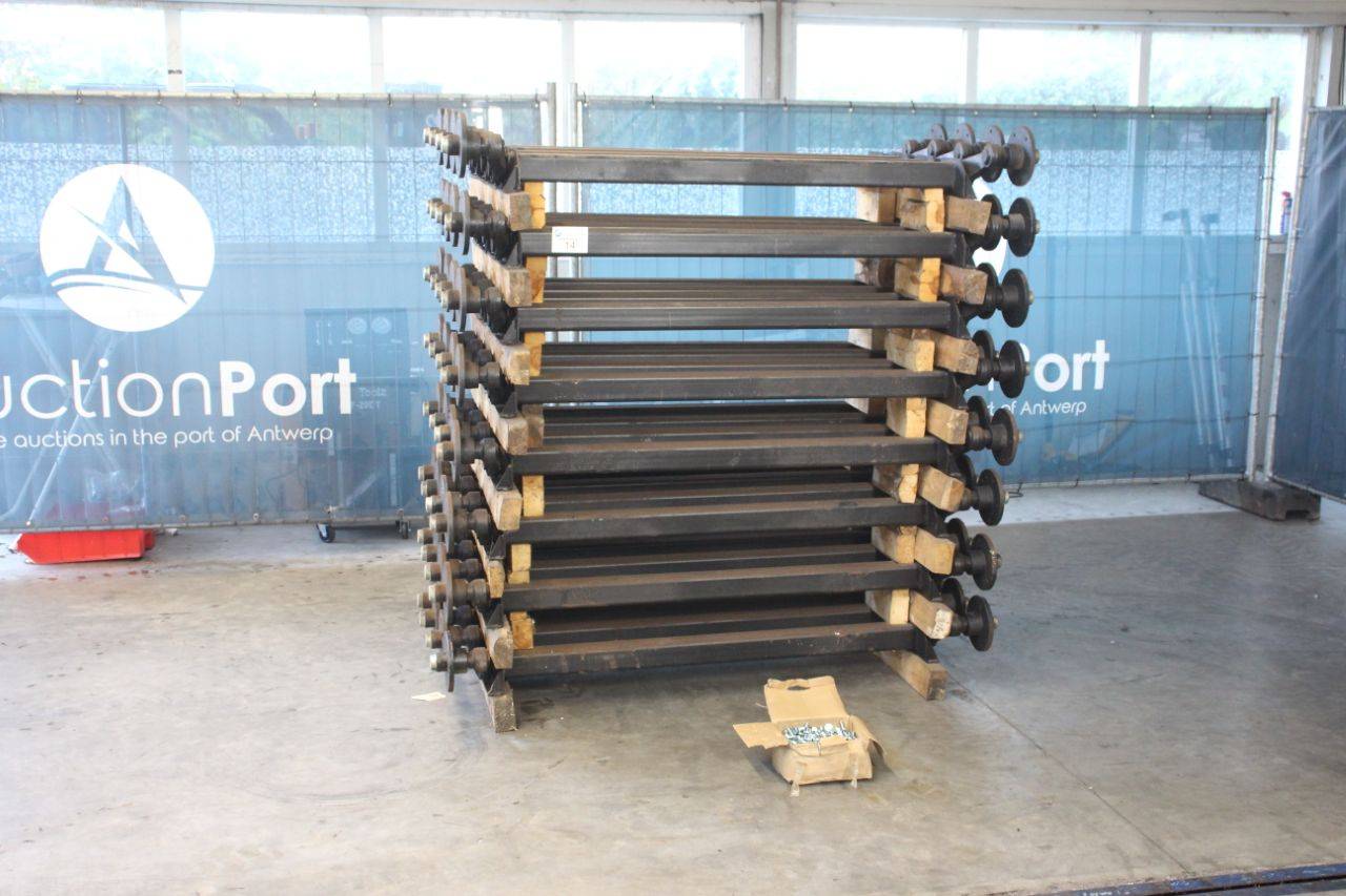 Lot of Wheel Axles Knott 32x with lot of hexagon bolts New