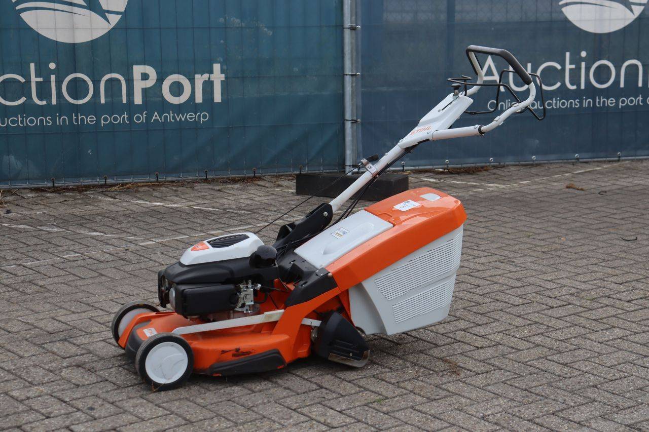 Cortador de grama a gasolina Stihl RM 665 RS
