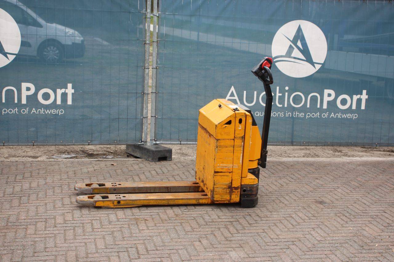 Pallet truck Jungheinrich EJE L 16 1600kg 1992