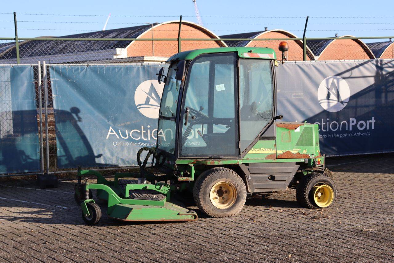 Lawn mower John Deere 1505 Diesel 2012
