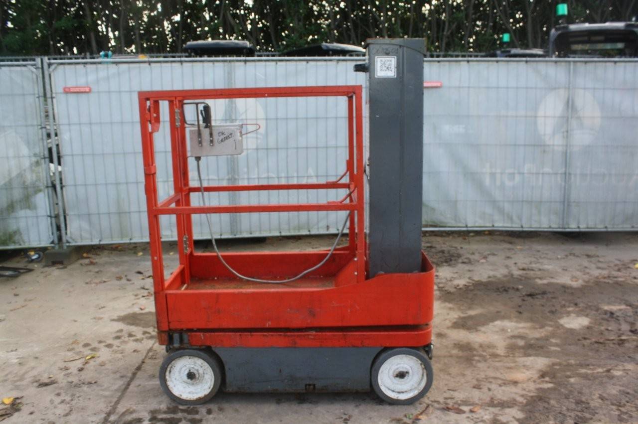 Skyjack SJ12 Electric Mast Lift 5.66m 2019