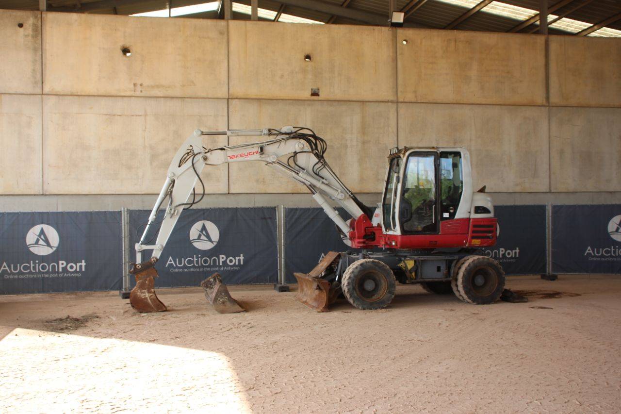 Wielgraafmachine Takeuchi TB295W Diesel 2020