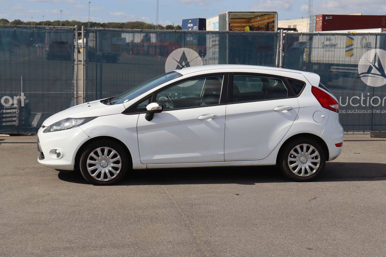Passenger car Ford Fiesta Petrol 60hp 2012 (Margin)