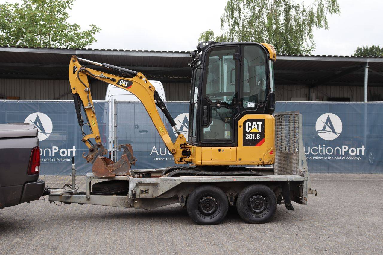 Caterpillar 301.8 Diesel Mini Excavator 15.7kW With Trailer