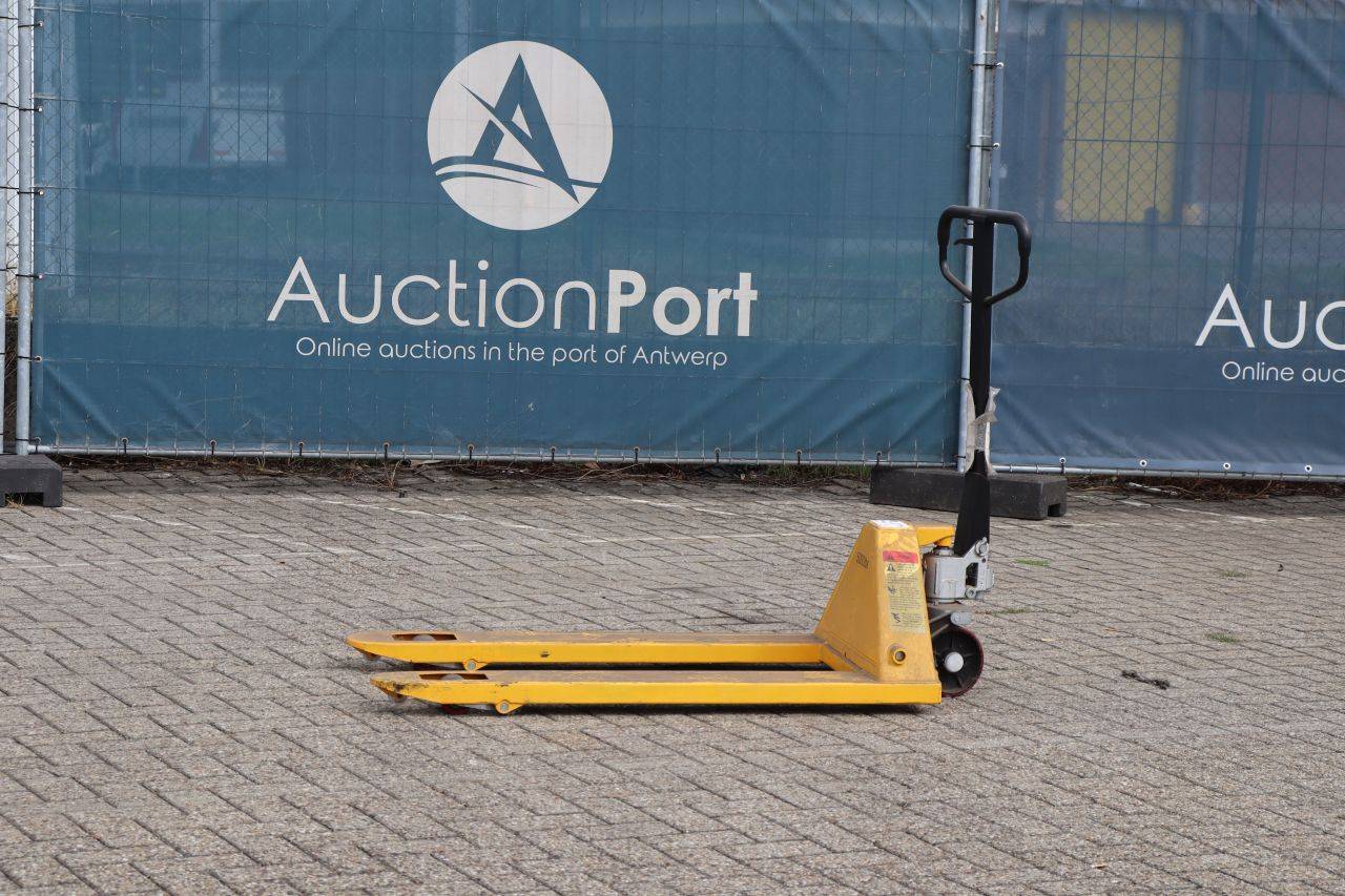 Pallet truck HPT-2500 2270kg 2020