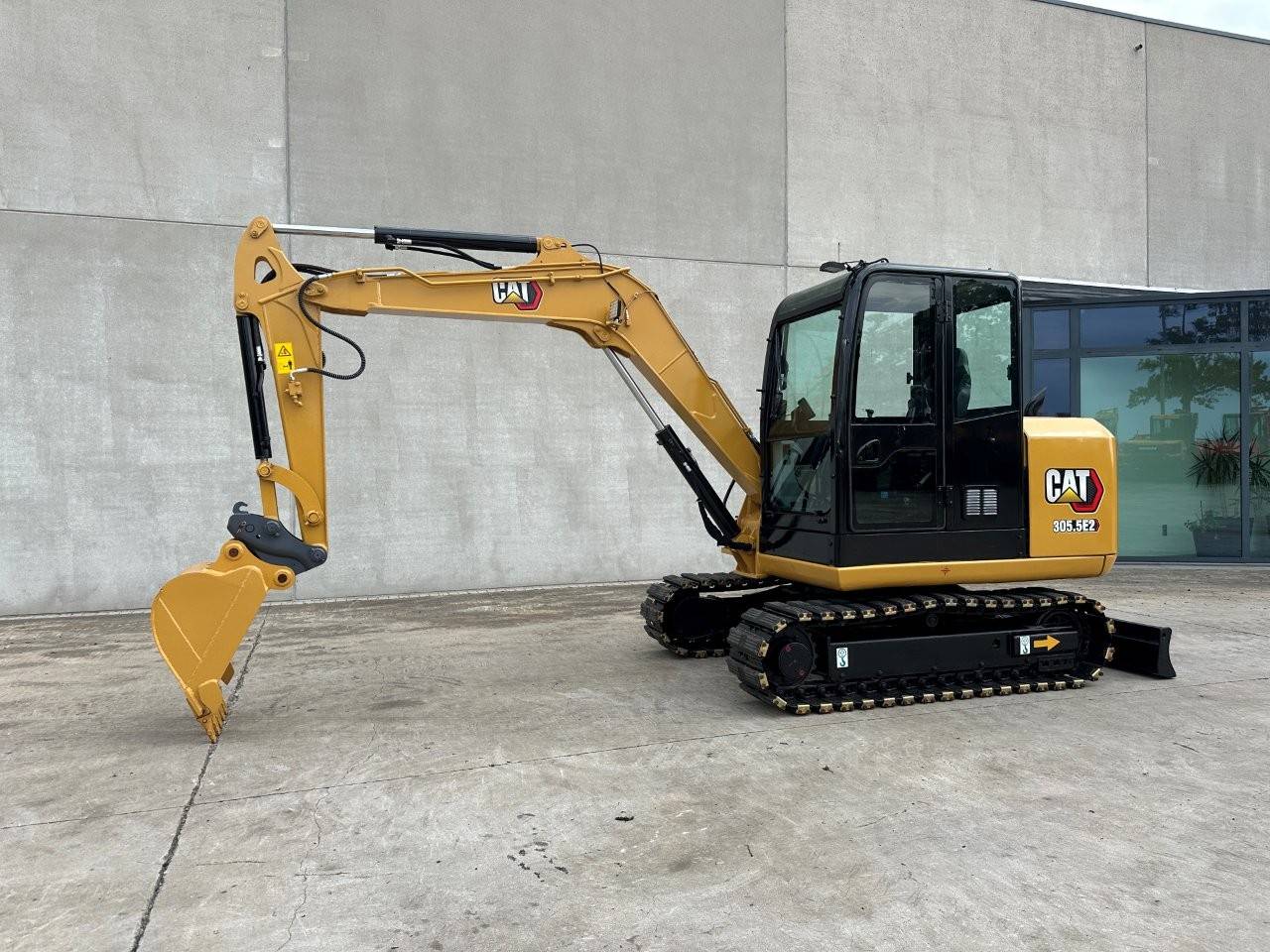 Crawler excavator Caterpillar 305.5E2 Diesel 2018