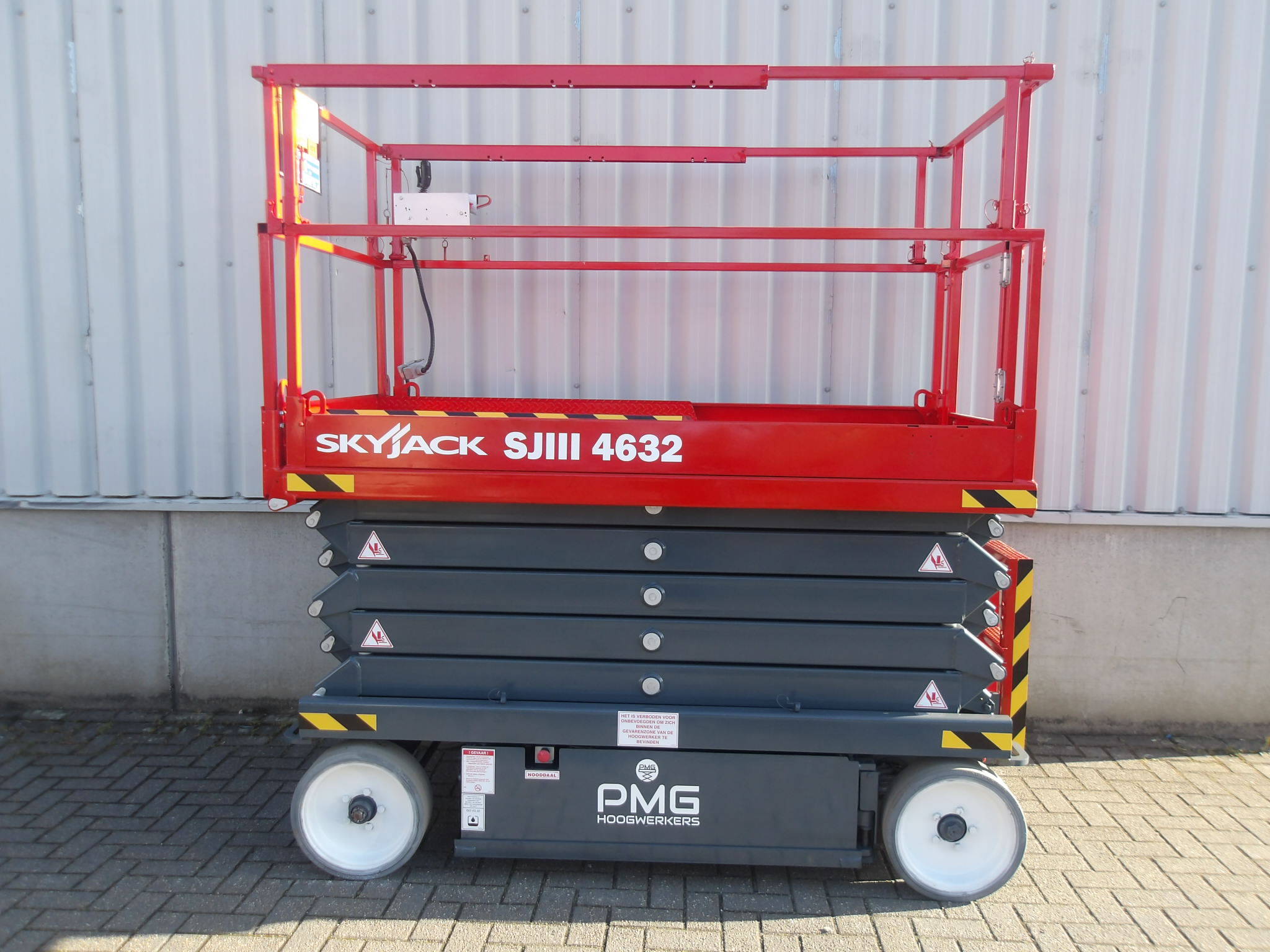 Skyjack SJ4632 Scissor Lift 11.75m Electric 2017