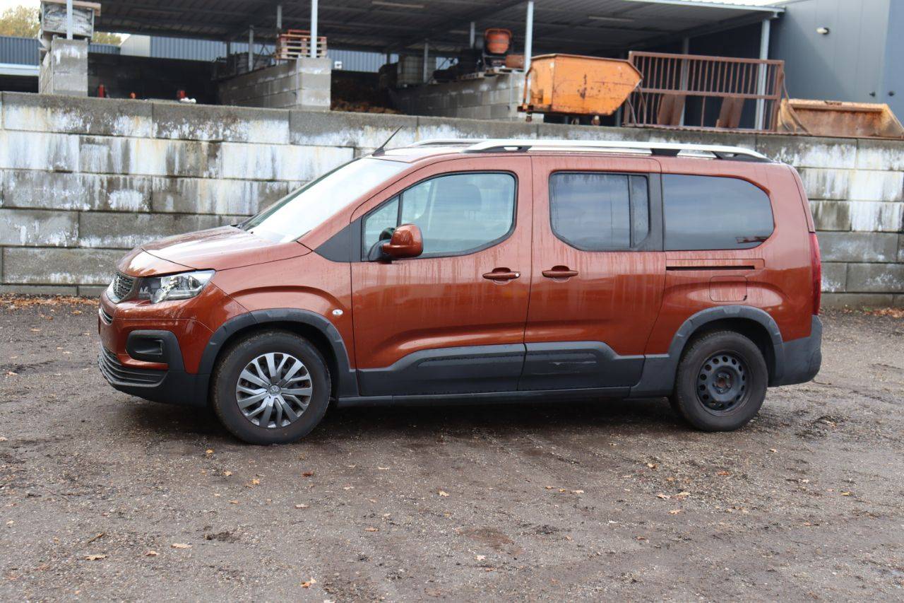 Peugeot Rifter Petrol 2019