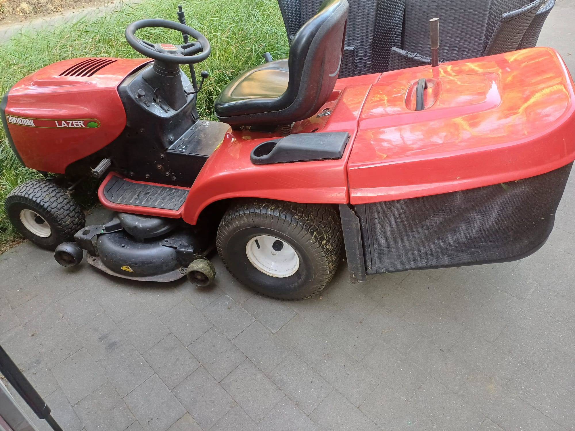 Riding mower Lazer 20H107RBK Petrol 20hp (Margin)