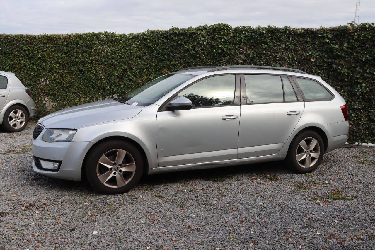 Skoda Octavia Diesel Station Wagon 2015