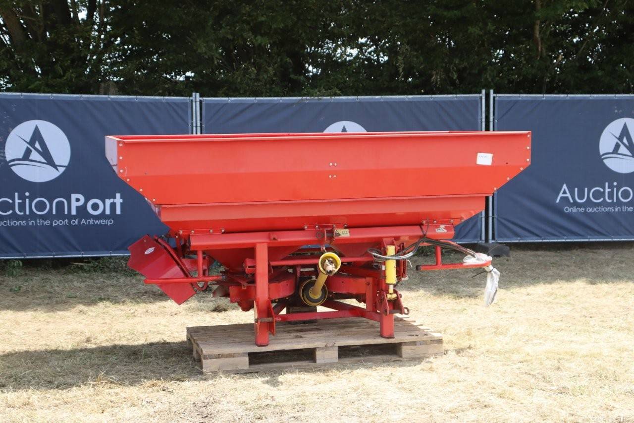 Fertilizer spreader Lely Centerliner SL