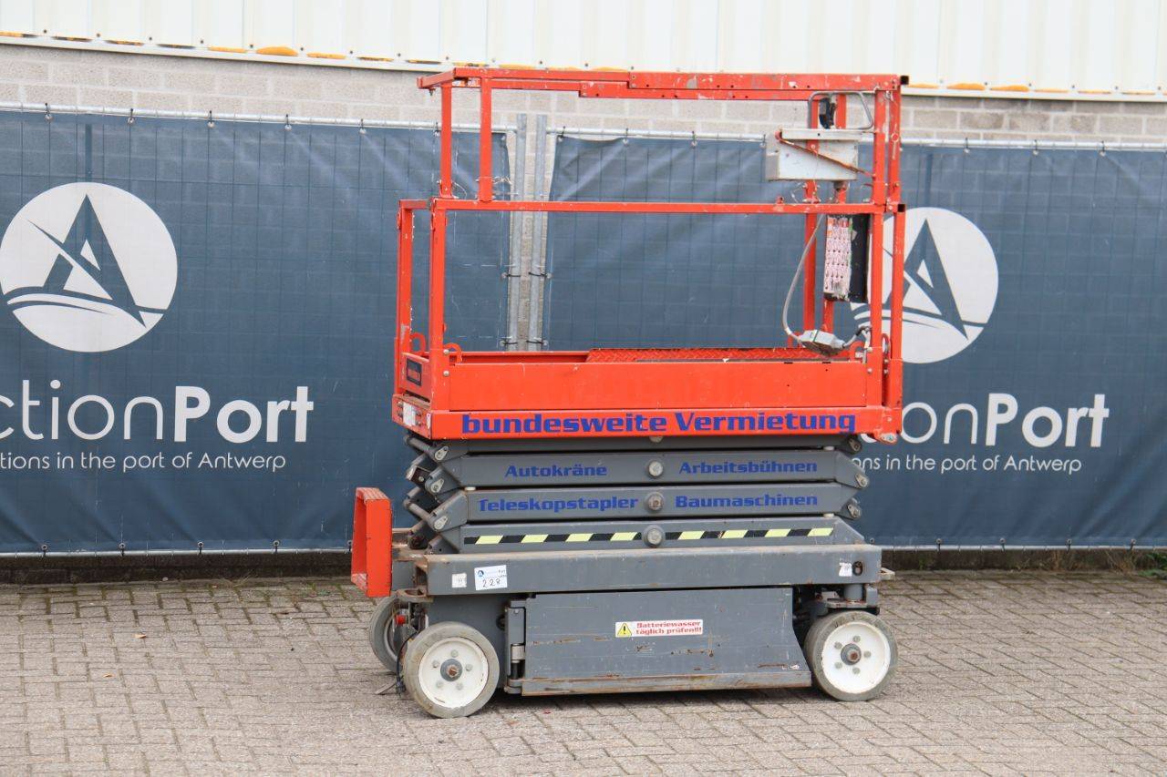 Scissor lift Skyjack SJ III 3219 Electric 7.8m 2017
