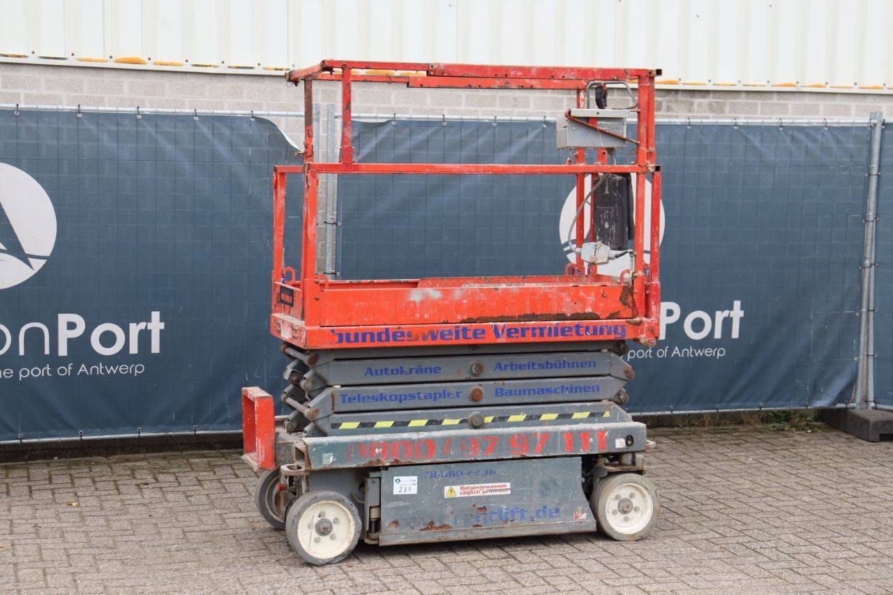 Scissor Lift Skyjack SJ III 3219 Electric 7.8m 2016