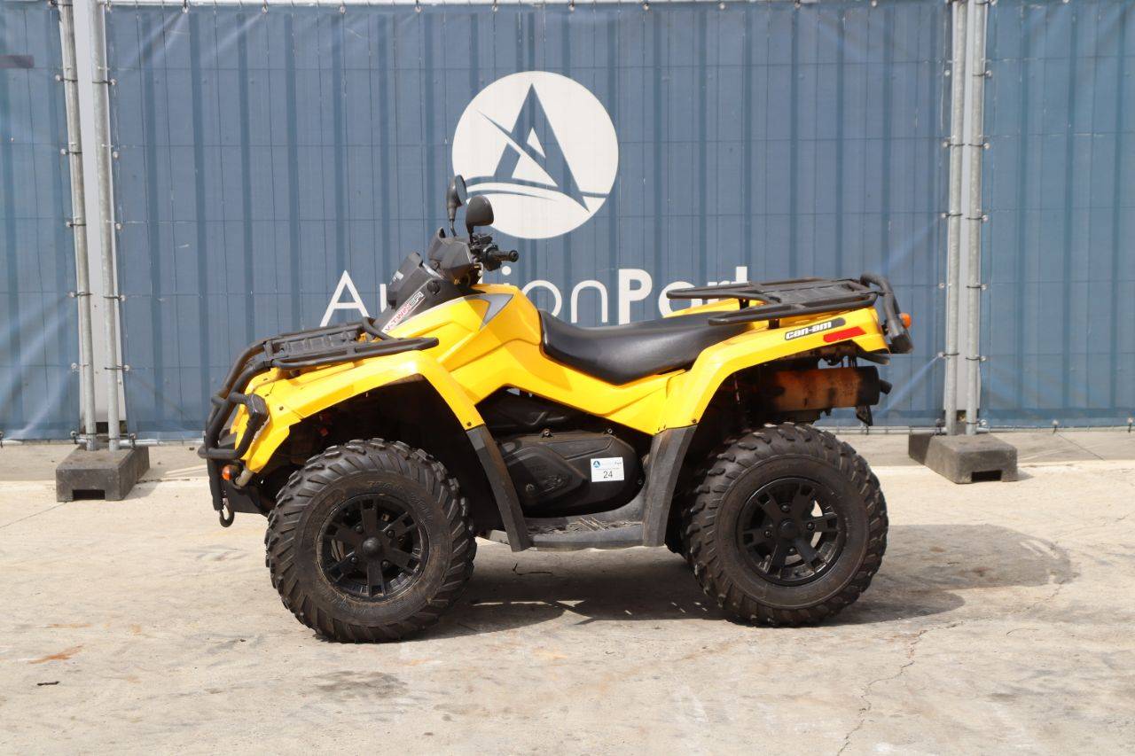 Quad Bombardier Outlander 650 XT Petrol 2008