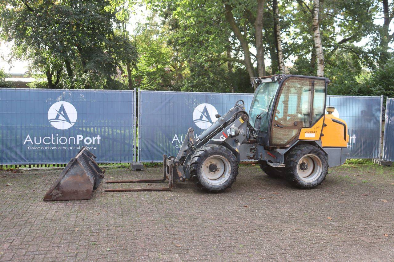 Giant Telehandler V6004T Diesel 3220kg 2015