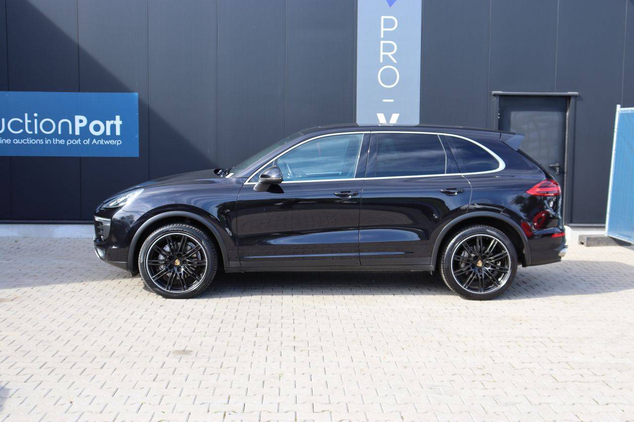 SUV Porsche Cayenne S Diesel