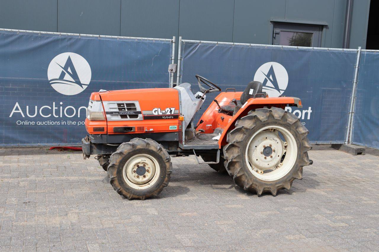 Mini trator Kubota GL-27 Diesel 27hp