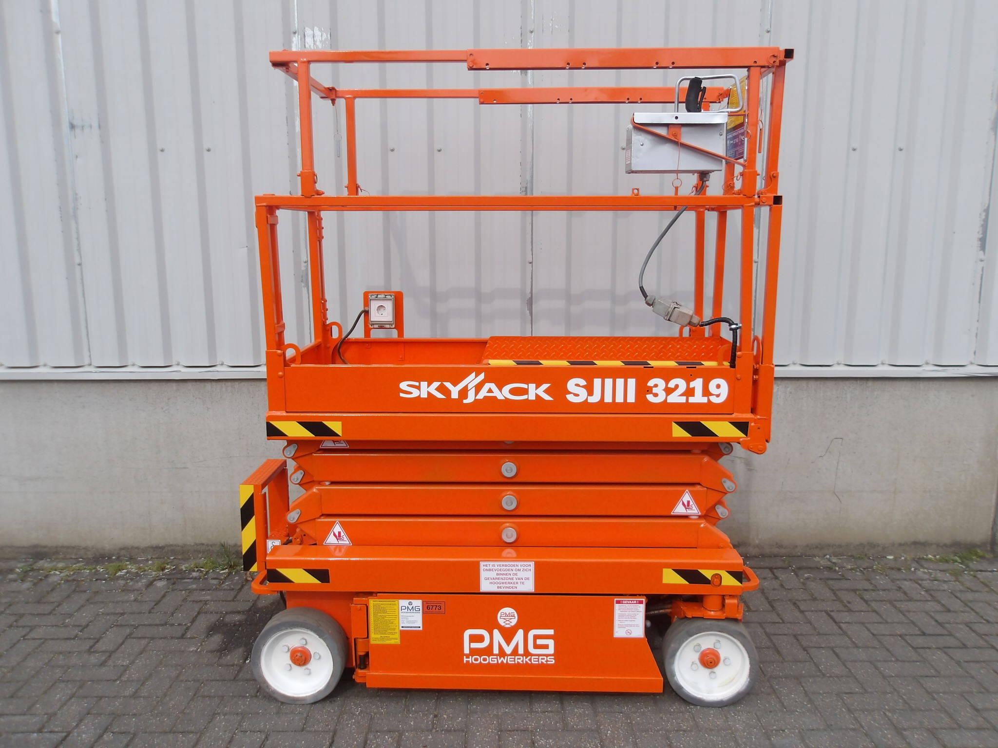 Skyjack SJ3219 Scissor Lift 7.81m Electric 2017