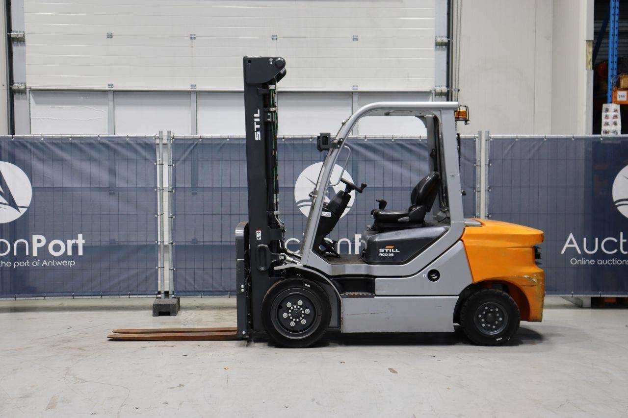 Empilhadeira Still RCD 35 Plus Diesel 3500kg 5,5m 2024