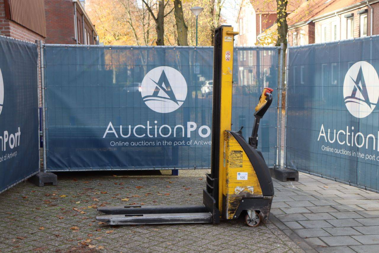 Pramac GX12-29 Electric Stacker 1200kg 2002