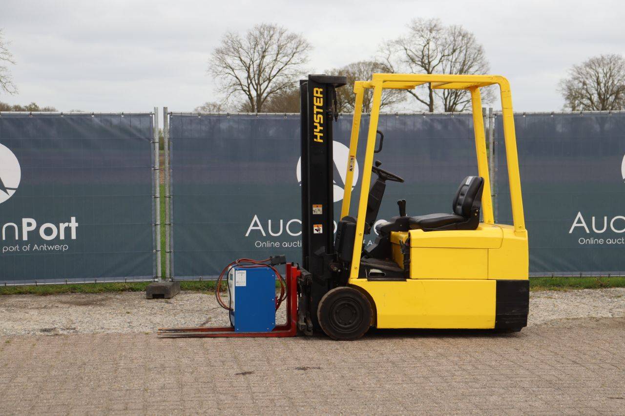 Hyster J1.60XMT Electric Forklift 1550kg 3.33m 1996